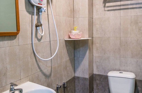 Central Seberang Perai Hotel | U Plus Budget Hotel