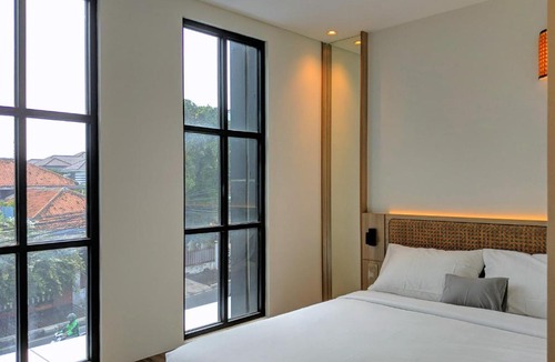 East Jakarta Hotel | U Stay Hotel Style Batik