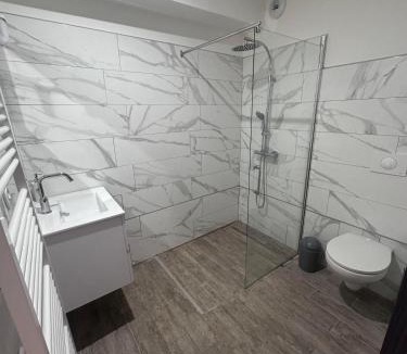Aleria Apartment | U TERZU - Appart neuf spacieux