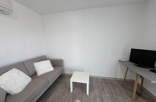Aleria Apartment | U TERZU - Appart neuf spacieux