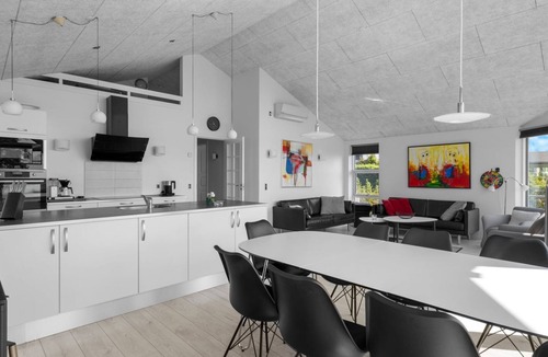 Bøjden House | "Ubavka" - 100m from the sea by Interhome