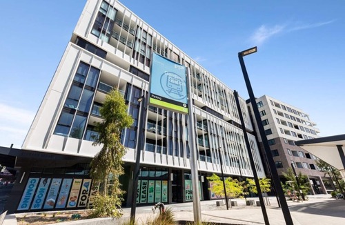 Glen Iris Apartment | Uber Stylish Apartment in Glen Iris