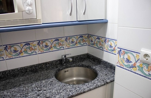 Burgos Condo | Ubicacion Perfecta. Todo A UN Paso