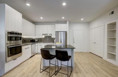 Montrose Apartment | UBP - Montrose Resort Living 1-bed