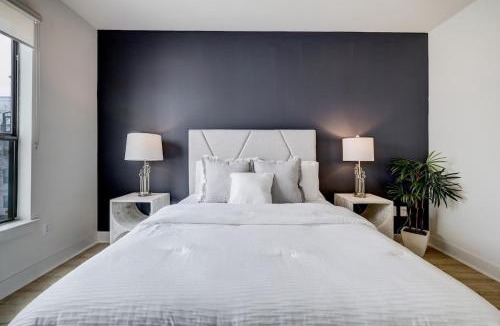 Montrose Apartment | UBP - Resort meets Apt in vibey Montrose Houston