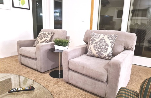 Davis House | UC Davis 5 bedrm/3 bathrm 2000+ sqft quiet house