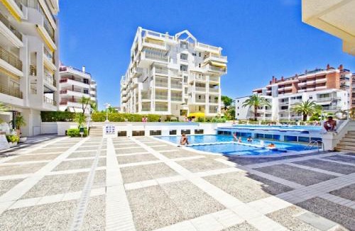 Salou City Centre Apartment | UHC Novelty Family Complex