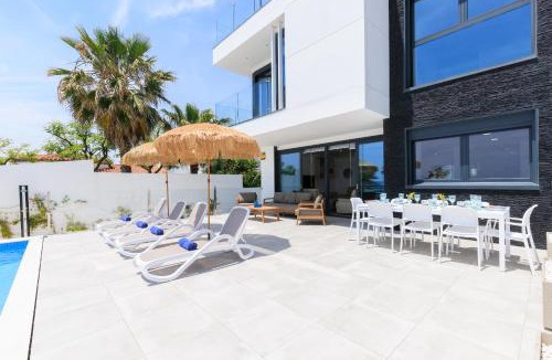 Vilafortuny Villa | UHC Villa Portofino