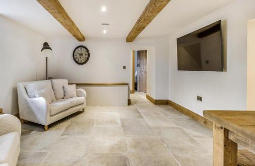 Llanfor House | Uk45796 - Ty Canol