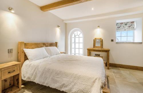 Llanfor House | Uk45796 - Ty Canol