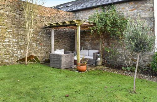 Whittington House | Uk45895 - Cross House Cottage