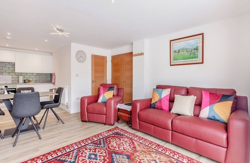 Lydney Cottage | UK46790 - Orchard Retreat