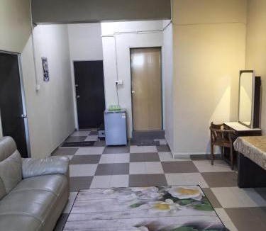 Mersing House | Ulfah Hotel