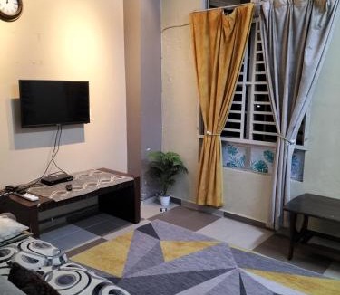 Mersing House | Ulfah Hotel