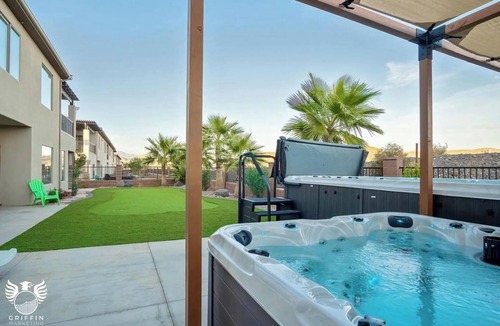 Hurricane House | Ultimate 10BR 28-Guest Getaway-Zion Area