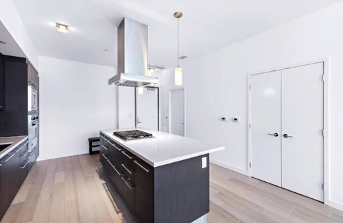 Santa Ana Apartment | Ultimate 25th-Floor Retreat – Unmatched City & Mountain Views
