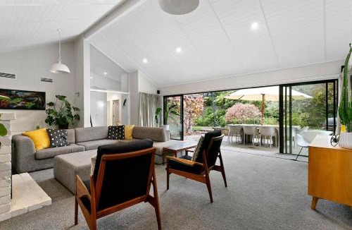 Taupo House | Ultimate 5-Star Getaway - Perfect for Any Season