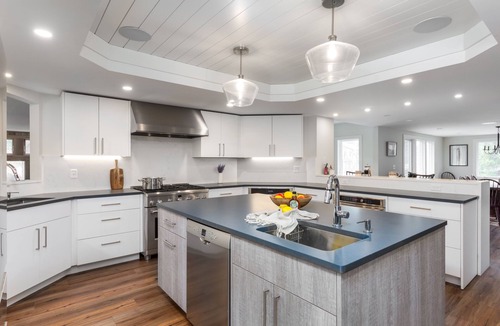 Stowe House | Ultimate 8BR Mountain View Home - Hot Tub, Pool, Firepit, Gym - Family Getaway