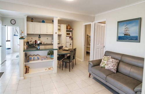 Safety Beach House | ULTIMATE BEACH FRONT HOLIDAY !