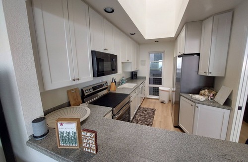 Carlsbad House | Ultimate Beach House for Your Next Vacay~50 feet from the Beach!