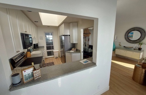 Carlsbad House | Ultimate Beach House for Your Next Vacay~50 feet from the Beach!