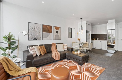 Saint Kilda South Apartment | Ultimate Comfort Gem in St Kilda ⭐