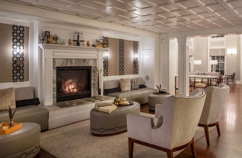 Manchester Hotel | Ultimate Comfort in 2 3BR Units w/Stunning Mountain Setting | Onsite Pool