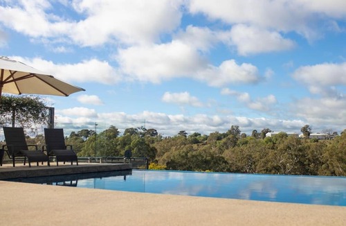 Axedale House | Ultimate Country escape