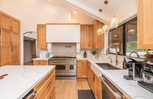 Lake Hodges House | Ultimate Escape: GameRoom, EV Charger, Pool & Spa