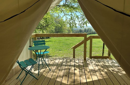 Hamburg Cabin | Ultimate Glamping