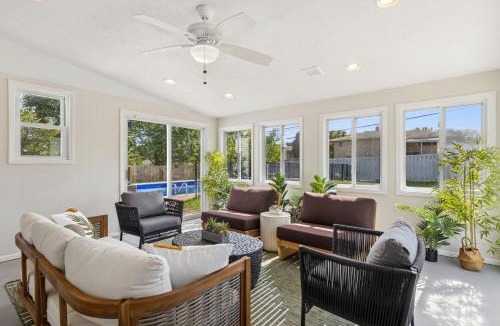 Parma House | Ultimate Group Escape Heated Pool - 12 Guests