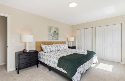 Parma House | Ultimate Group Escape Heated Pool - 12 Guests