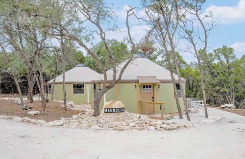 Canyon Lake Cabin | Ultimate Group Getaway at Canyon Lake - Sleeps 28!