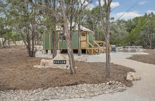 Canyon Lake Cabin | Ultimate Group Getaway at Canyon Lake - Sleeps 28!