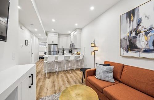 Southwest Calgary House | Ultimate Group Stay, 3 King Beds, 2 Suites