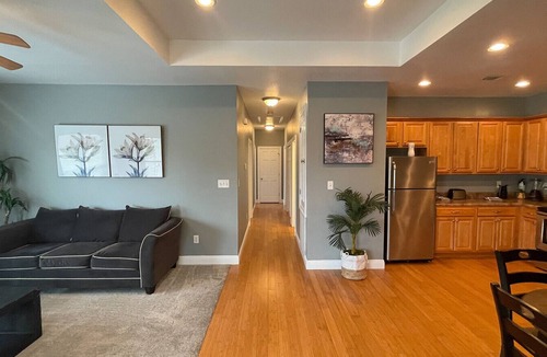 Kreole Apartment | Ultimate Group Stay · 2 Full Apts · 6BR · Parking
