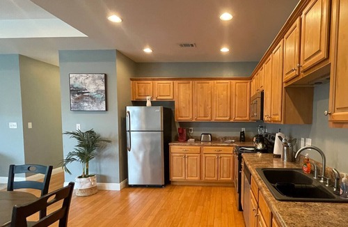 Kreole Apartment | Ultimate Group Stay · 2 Full Apts · 6BR · Parking