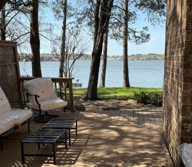 April Sound House | Ultimate Lake Resort Xtravaganza - Luxury - Waterfront - Boathouse - Sleeps 18