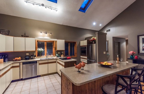 Town of Copake House | Ultimate Lakefront Escape - Pool, Private Dock & Tennis Court
