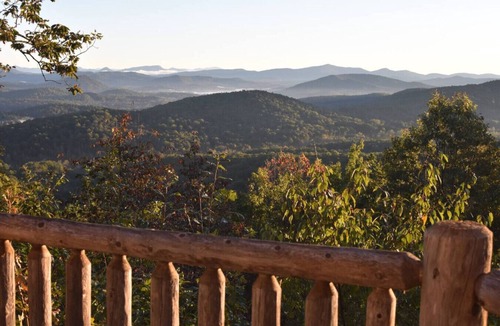 Helen Cabin | Ultimate Log Cabin Experience with EPIC Breathtaking Views