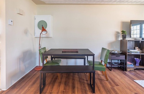 North End Apartment | Ultimate relaxation awaits.