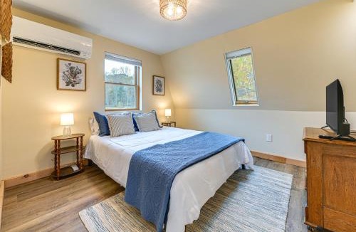 Bradford House | Ultimate Relaxation! Lake-View Cottage in Bradford
