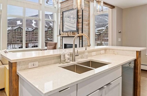 Spruce Peak House | Ultimate Ski In/Out Luxury Townhome at Stowe's Spruce Peak