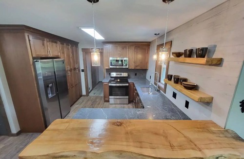 Queensbury House | Ultimate Summer Escape: Pool, Yard & Playground