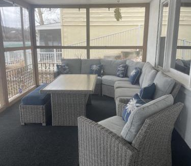 Climax Springs House | Ultimate Waterfront Getaway, Amazing Lake View