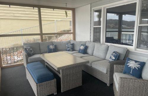 Climax Springs House | Ultimate Waterfront Getaway, Amazing Lake View
