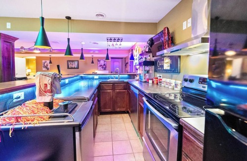 Olathe House | Ultimate World Cup: Pool, Sports Bar & Game Room