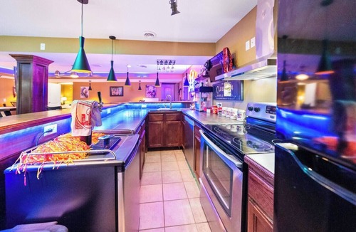 Olathe House | Ultimate World Cup: Pool, Sports Bar & Game Room
