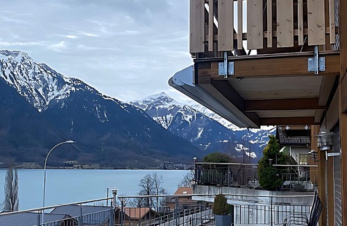 Niederried bei Interlaken House | Ultra Luxurious House Lake view