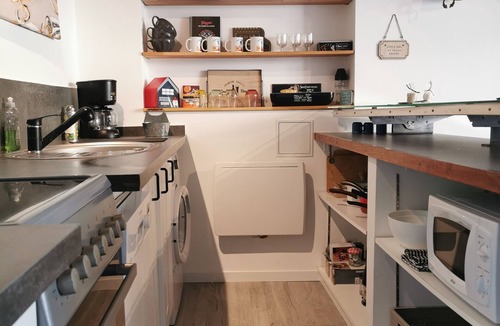 Piriac-sur-Mer Cabin | Ultra cosy small house